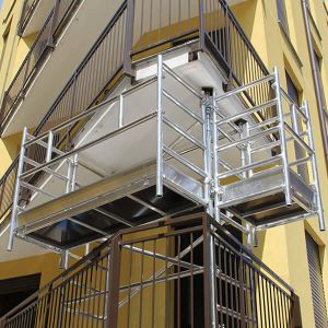 Ponteggio a sbalzo per balconi in alluminio